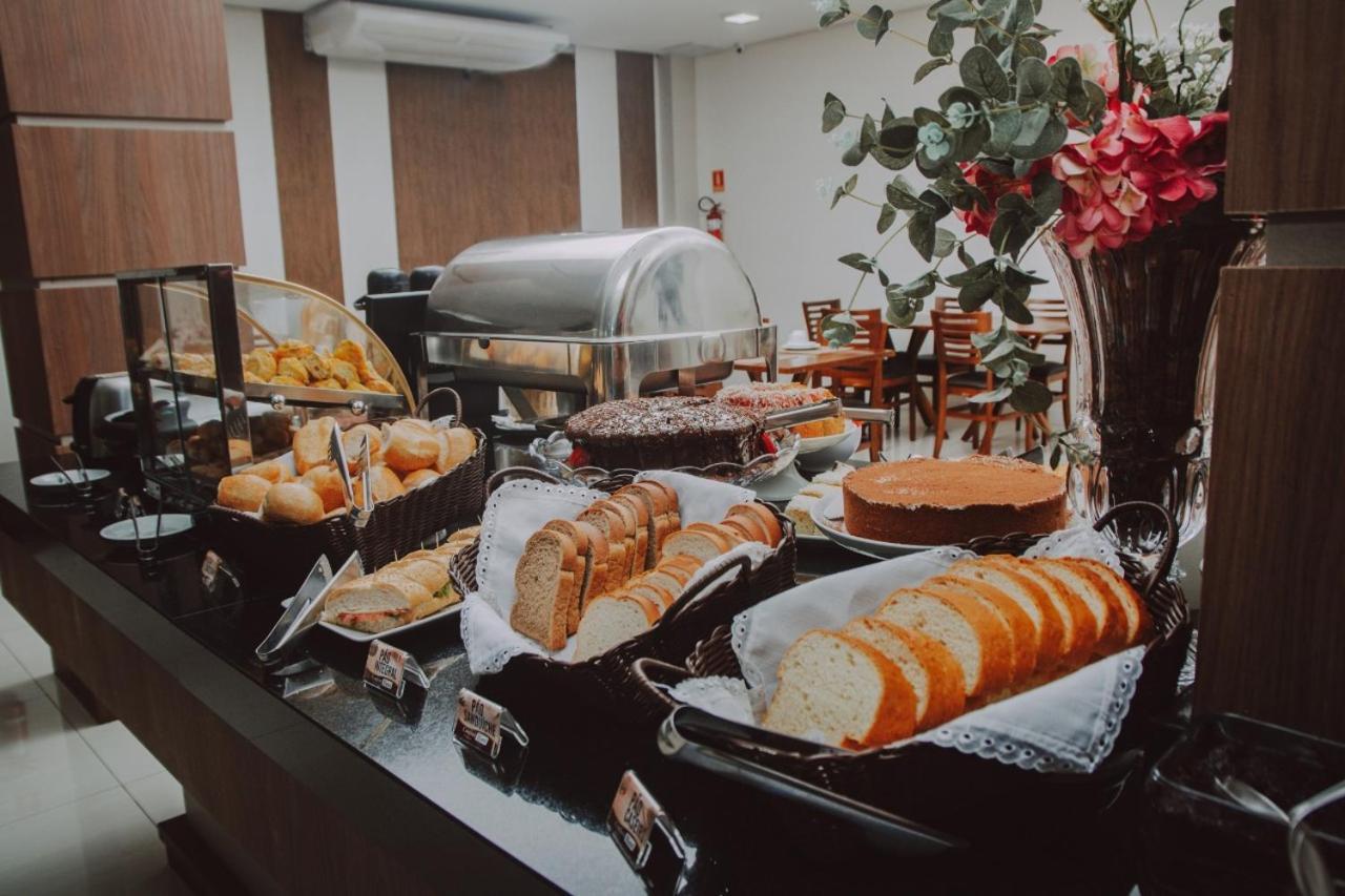 Confort Fronteira Hotel Сантана-ду-Ливраменту Экстерьер фото