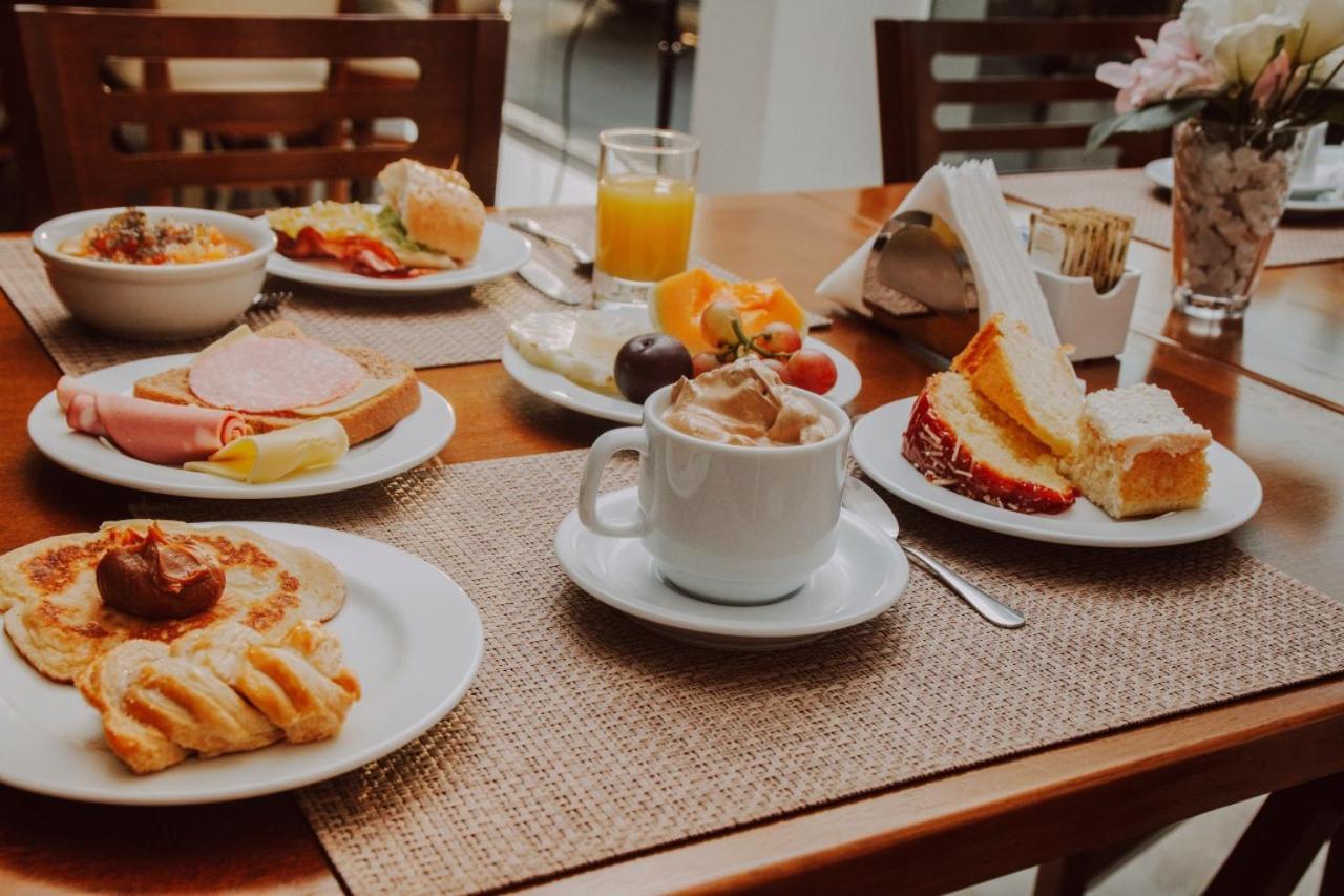Confort Fronteira Hotel Сантана-ду-Ливраменту Экстерьер фото