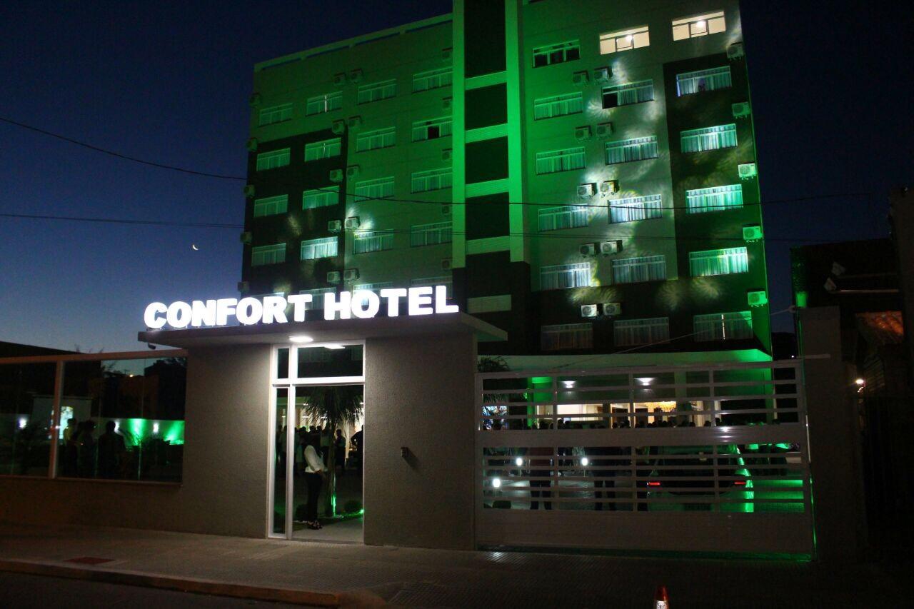 Confort Fronteira Hotel Сантана-ду-Ливраменту Экстерьер фото